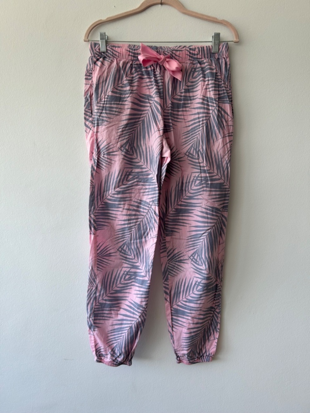 EXC Victoria's Secret Cotton Jogger Pajama Pants Small Pink Palms